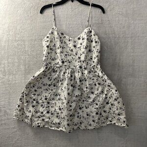 H&M Womans Mini Dress White Floral Large Cotton Sleeveless V Neck Pullover